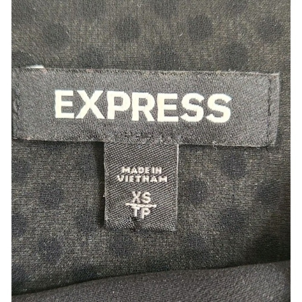 Express black sleeveless Polka Dot V-Neck Camisole Tank top Size XS - Picture 2 of 6